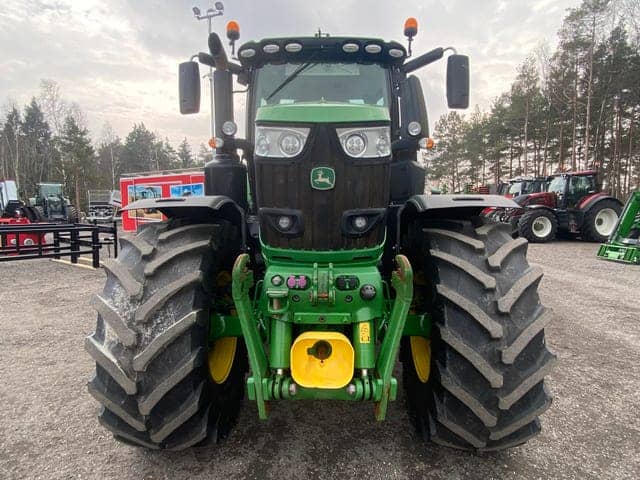 John Deere 6145R